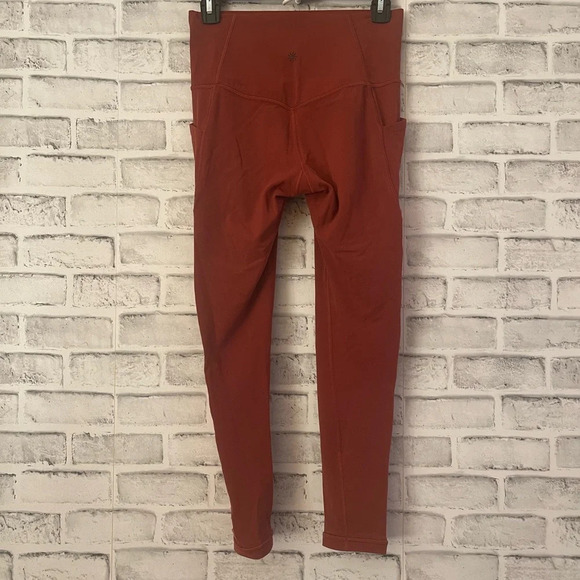 Athleta Salutation 7/8 tight high waist Leggings Powervita orange Size Small - Picture 3 of 4